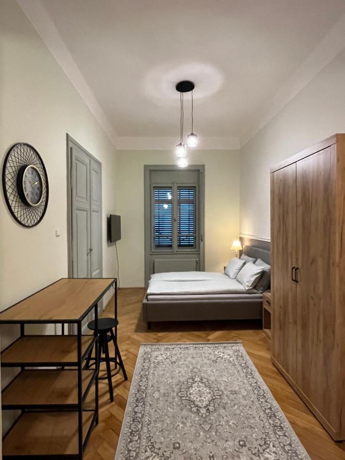 Barty Downtown Apart 1 Τιμισοάρα Εξωτερικό φωτογραφία